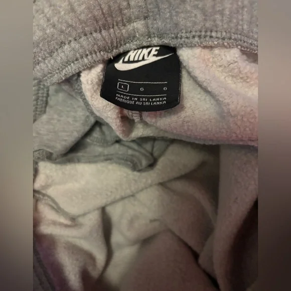 Size L gray Nike Sweatpants - Picture 4 of 4